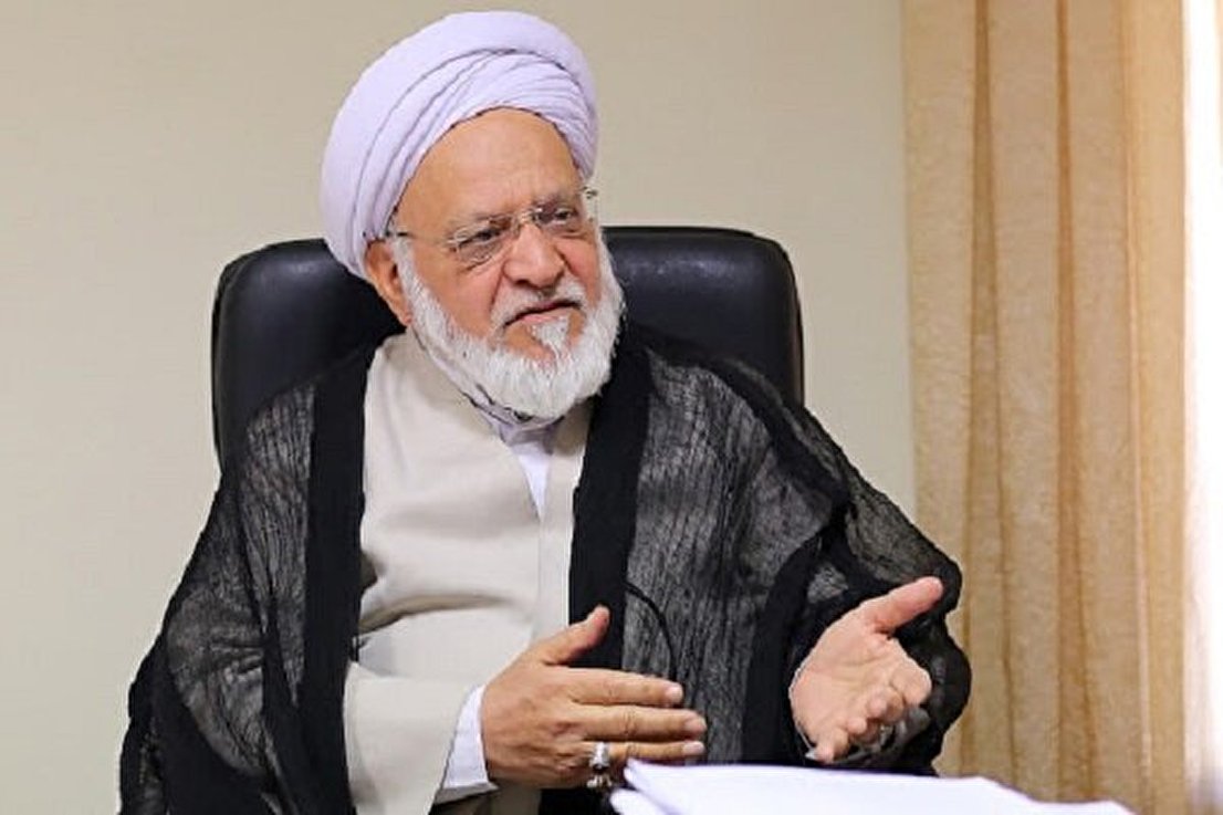 مدعیان امروز از انقلاب تماشاچی نبوده‌اند بلکه باید خود پاسخگوی دوران مدیریت خویش باشند