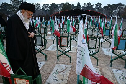شهادت پاداش مجاهدت است؛ چه در دفاع ۸ ساله، چه در نبرد قهرمانانه‌ی ۱۲ روزه
